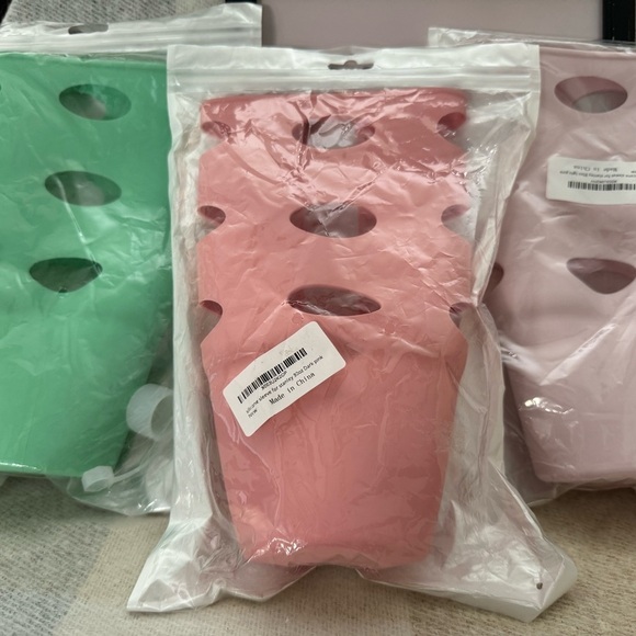 SILICONE SLEEVE FOR STANLEY TUMBLER - Picture 2 of 5